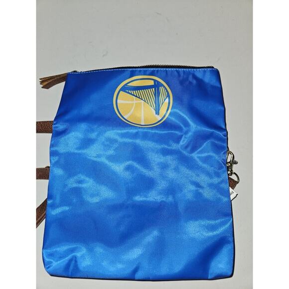 NWT! FOCO NBA Golden State Warriors Womens Repeat Logo Crossbody Wristlet - Picture 8 of 13